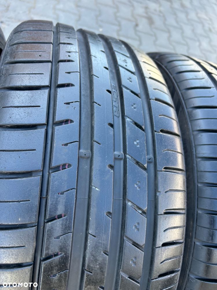 Opony 225 40 R19 kumho letnie komplet 7 mm - 7