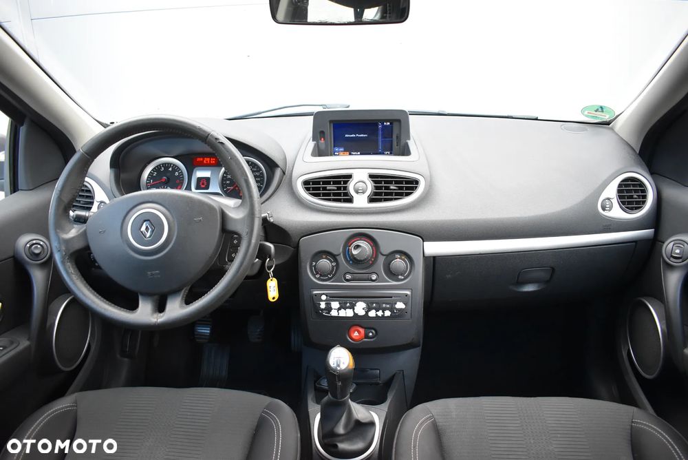 Renault Clio - 29