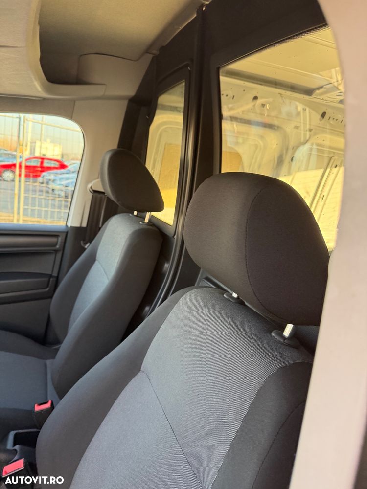 Volkswagen Caddy Maxi 2.0 TDI 90 kW - 16