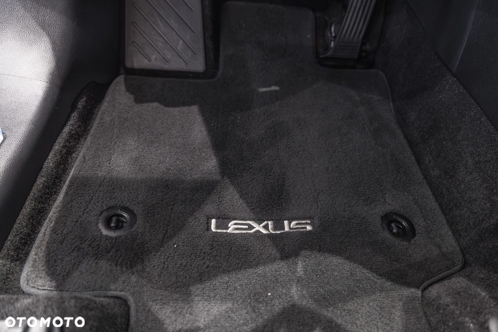 Lexus RX - 33