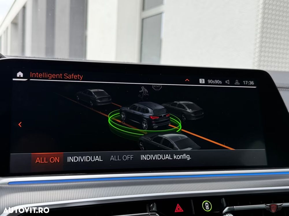 BMW X5 xDrive45e - 36