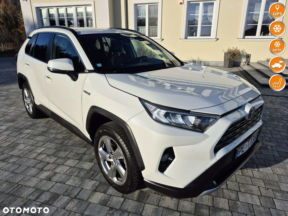 Toyota RAV4 - 1