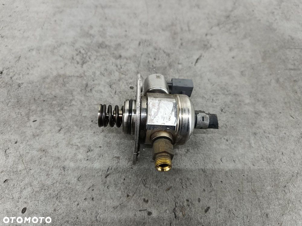 POMPA WYSOKIEGO CIŚNIENIA BENZYNA VW PASSAT B6 06H127025K 0261520055  BOSCH - 1