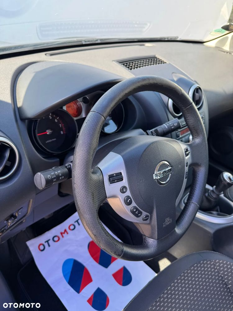 Nissan Qashqai - 13