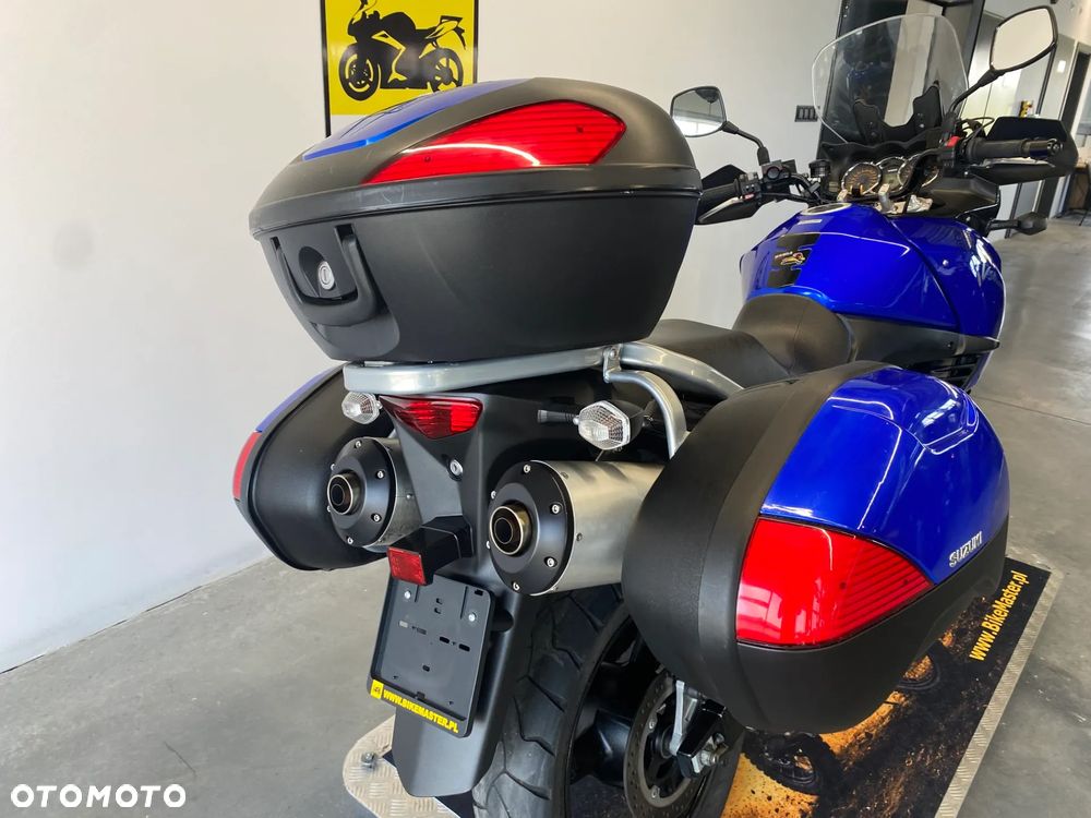 Suzuki V-STROM - 33