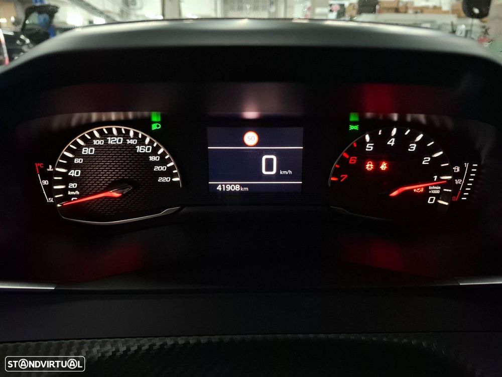 Peugeot 2008 1.2 PureTech Active - 15