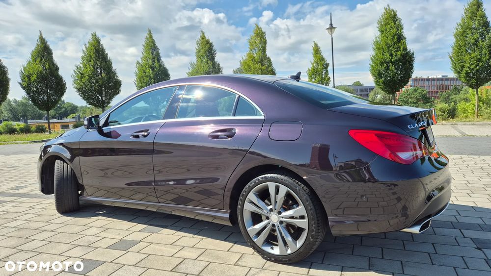 Mercedes-Benz CLA - 4