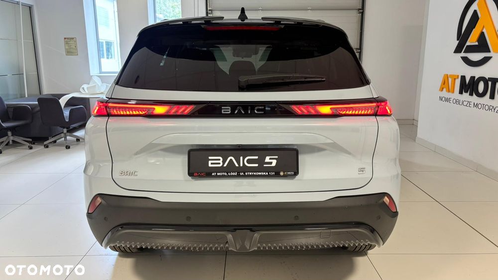 BAIC 5 Beijing 1.5T Comfort DCT - 6