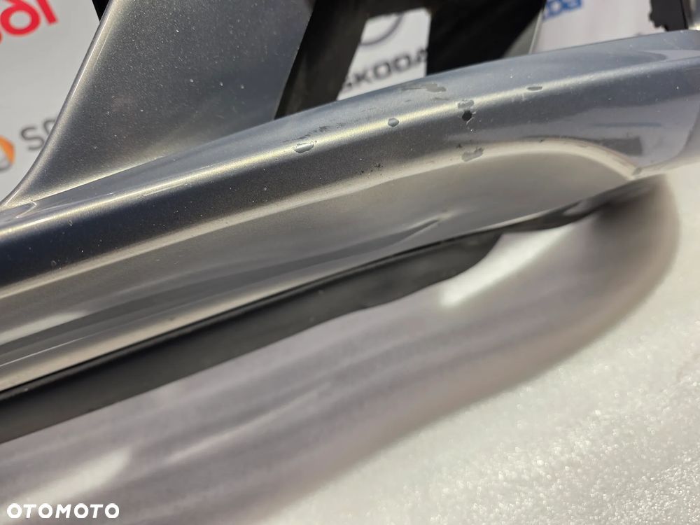 BMW E63 LIFT 06-10 ZDERZAK PRZEDNI PRZÓD NA SPRYSKI + 4xPDC , NR 51117184689 / 7184689 / 7203653-09 , NR AUKCJI NZ1693 - 24