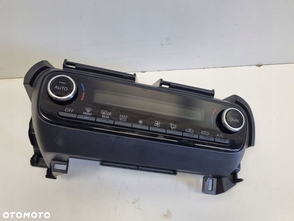 PANEL KLIMATYZACJI Toyota Yaris IV _ Nawiewu 55900-0DN00 - 13