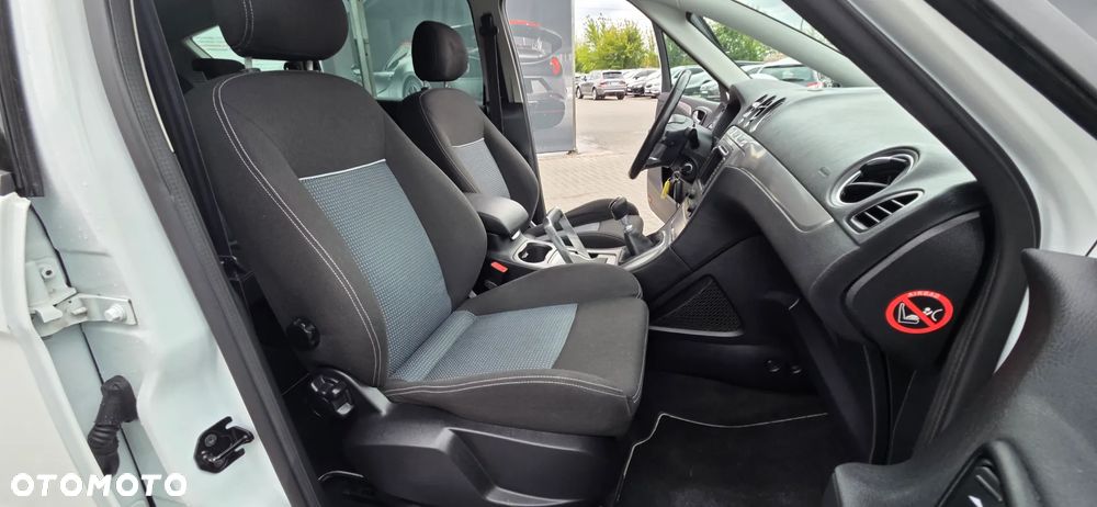 Ford S-Max 2.0 TDCi DPF Business Edition - 33