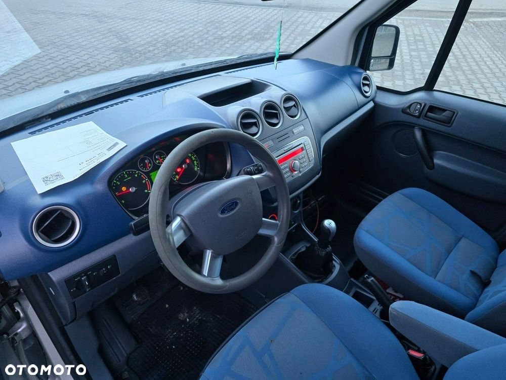 Ford Transit Connect - 22