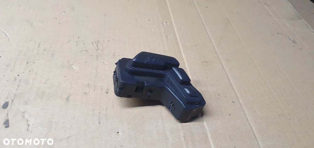 Moduł sterownik regulacji fotela kierowcy lewy przód Mercedes GL X166 W166 A1669053700 - 3