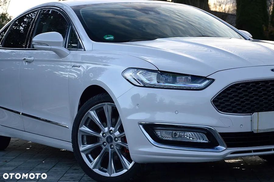 Ford Mondeo 2.0 EcoBoost Start-Stopp Autom Vignale - 17