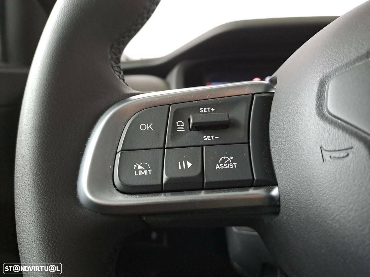 Jeep Avenger 1.2 GSE T3 Altitude - 16