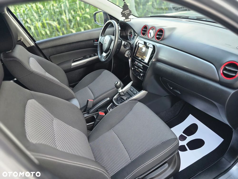 Suzuki Vitara 1.4 Boosterjet Elegance 2WD - 16