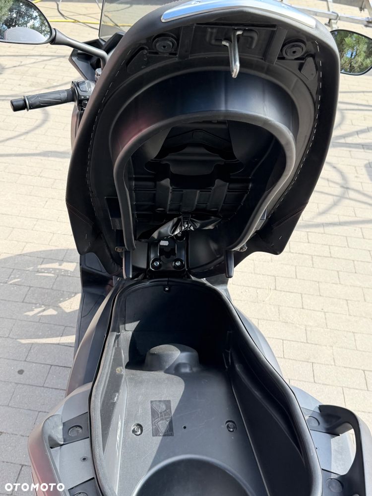 Yamaha V-MAX - 12