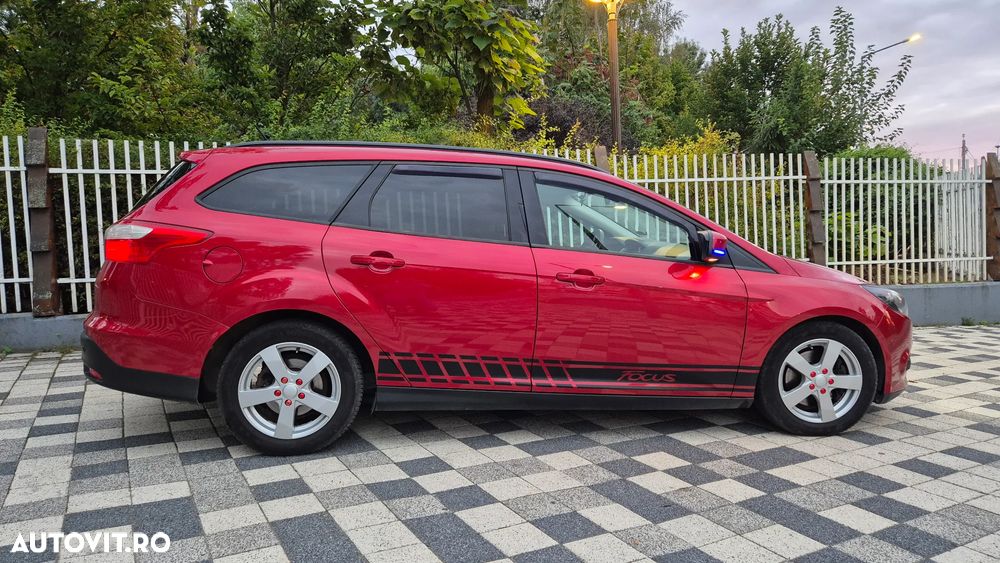 Ford Focus 2.0 TDCi DPF Powershift Titanium - 23