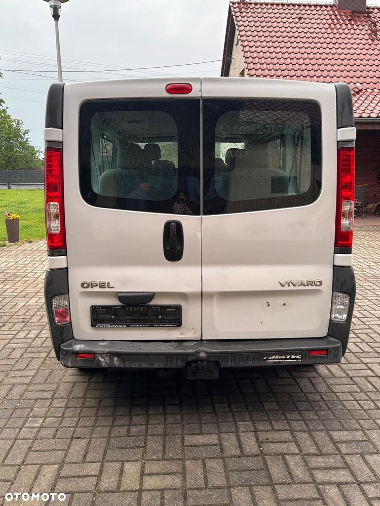Opel Vivaro L2H1 2.9t - 7