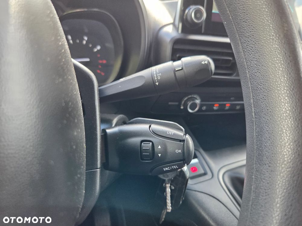 Citroën BERLINGO - 23