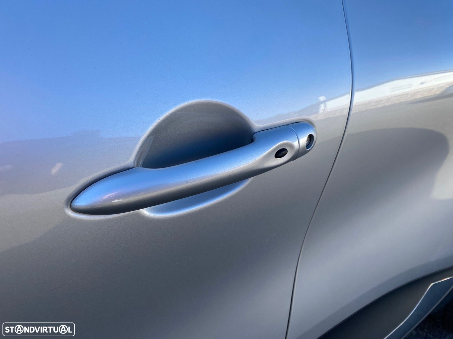 Renault Captur - 16