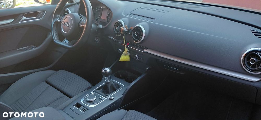 Audi A3 3-drzwiowe 1.4 TFSI Ambition - 14