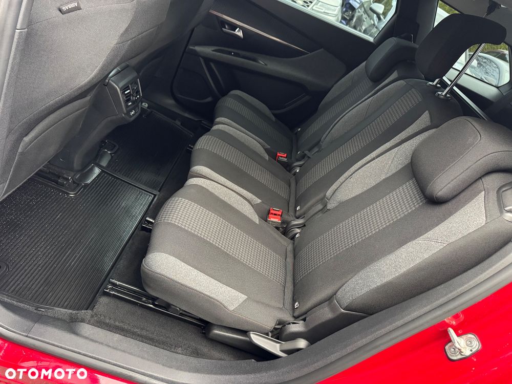 Peugeot 5008 BlueHDi 130 EAT8 Allure - 27
