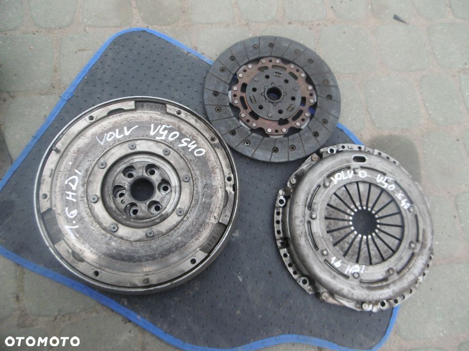 Koło dwumasowe sprzęgło VOLVO V50 S40 II 1,6HDI TDCI SACHS - 1