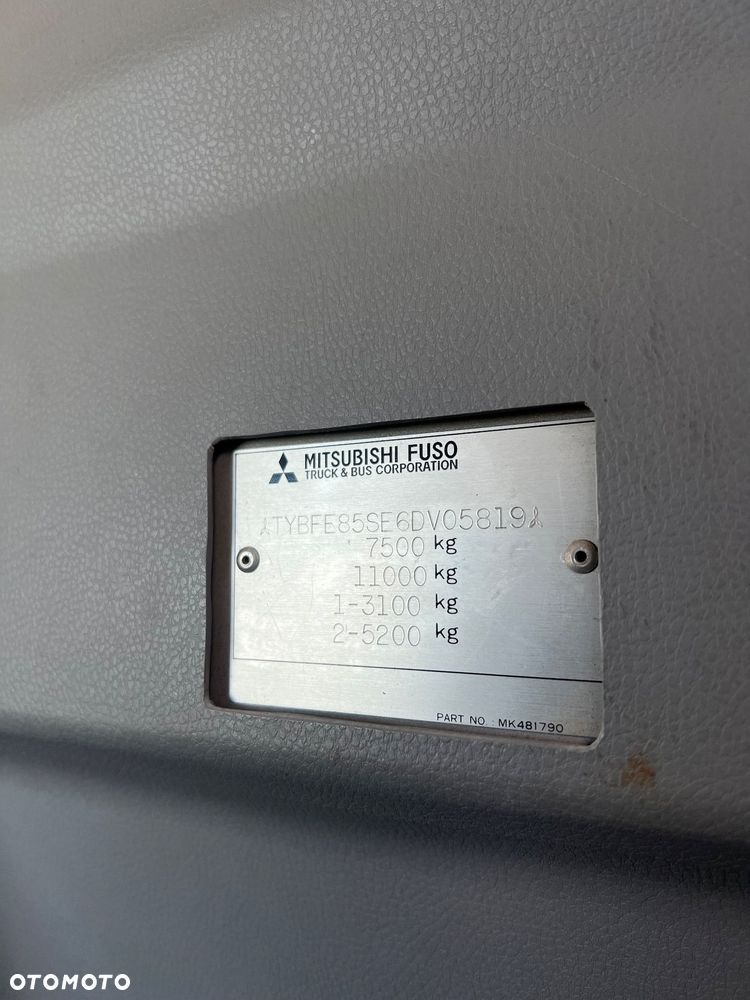 Mitsubishi Canter - 15