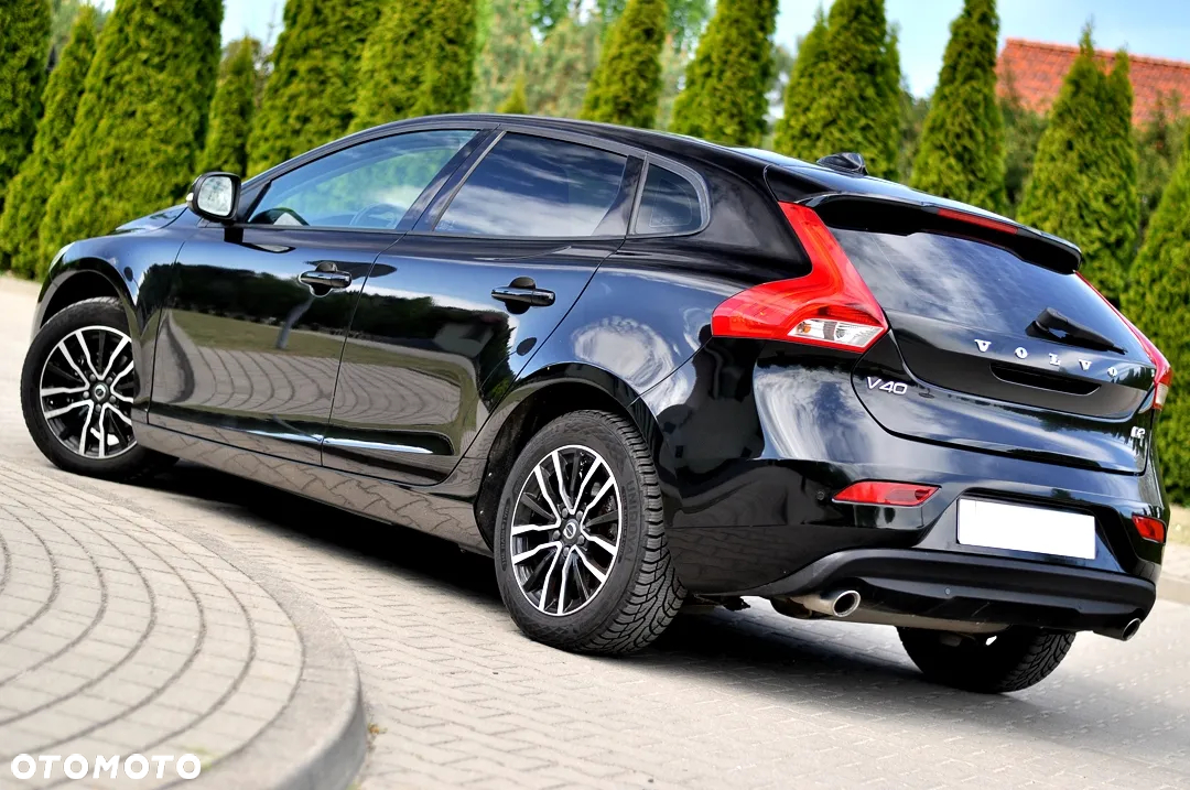 Volvo V40 D2 Drive-E Momentum - 4