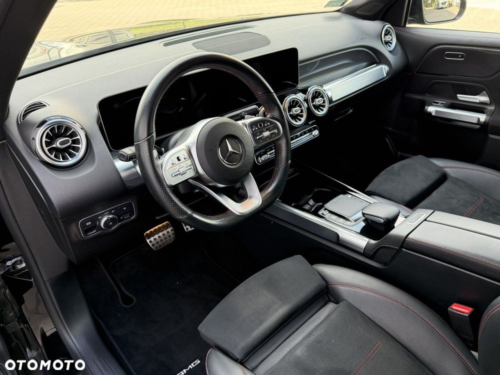 Mercedes-Benz GLB 200 4-Matic AMG Line 8G-DCT - 13