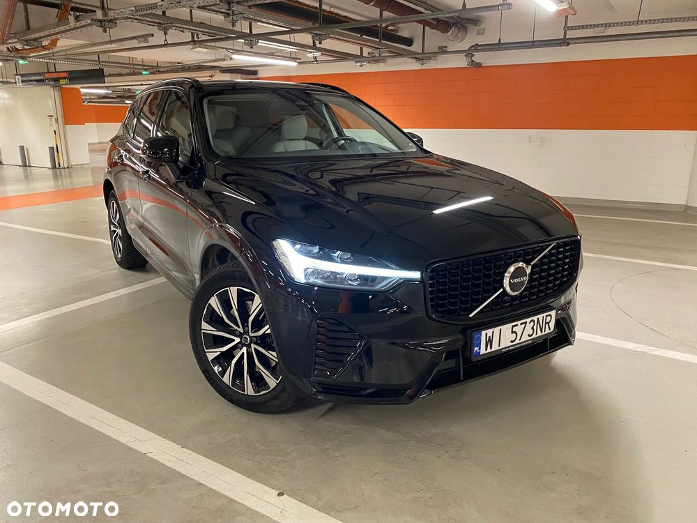 Volvo XC 60 B4 D AWD Plus Dark - 3