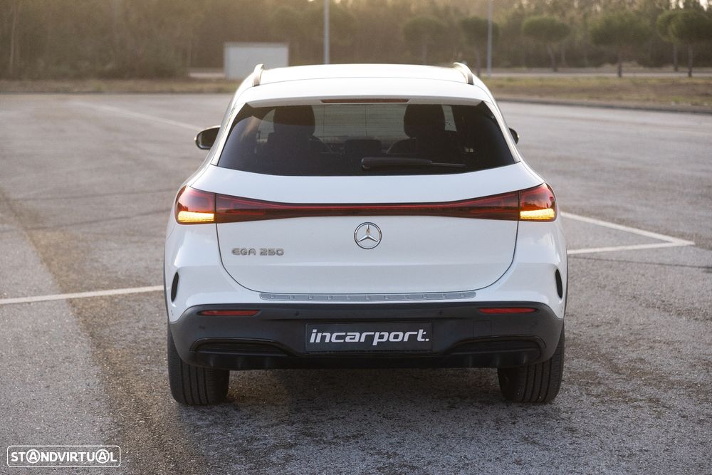 Mercedes-Benz EQA 250 AMG Line - 11