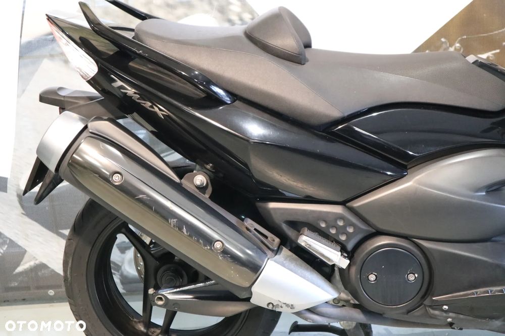 Yamaha Tmax - 18