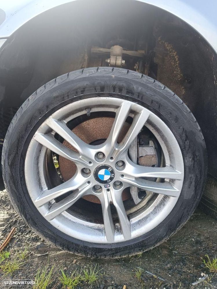 CONJUNTO DE PNEUS BMW SERIE 5 BERLINA F10 - 1