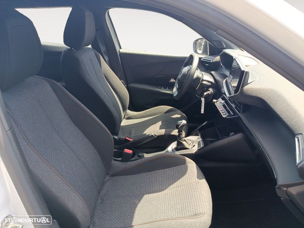 Peugeot 2008 1.2 PureTech Style - 15
