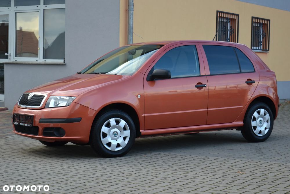 Skoda Fabia 1.2 HTP Comfort - 4