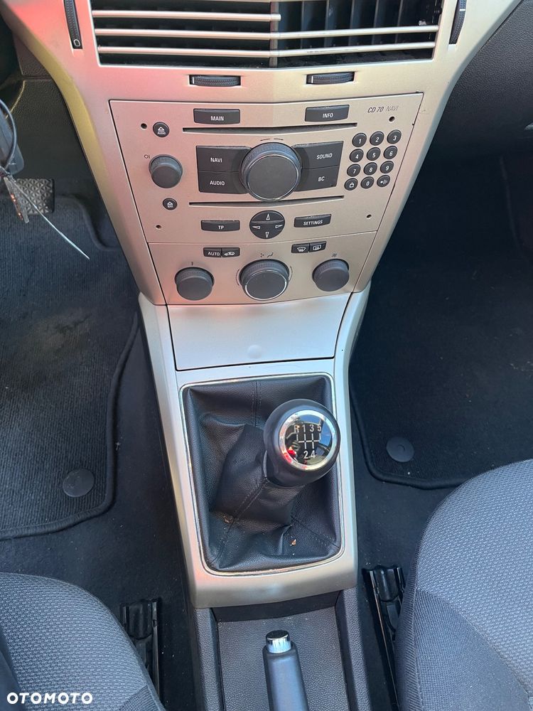 Opel Astra 1.6 Caravan Edition - 15