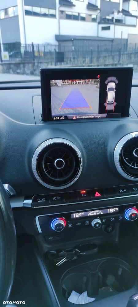 Audi A3 - 8
