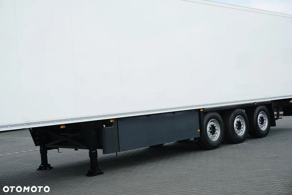 Schmitz Cargobull CHŁODNIA / CARRIER VECTOR 1550 - 12