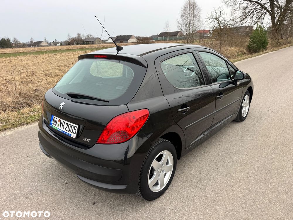 Peugeot 207 - 4