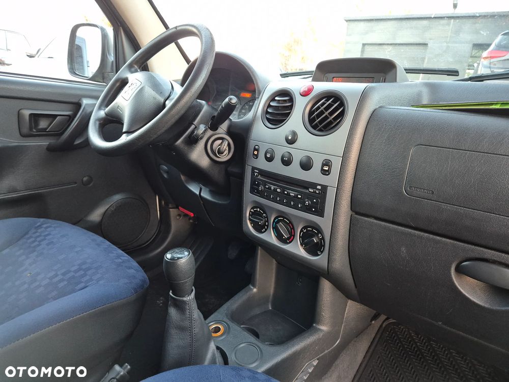 Peugeot Partner - 16