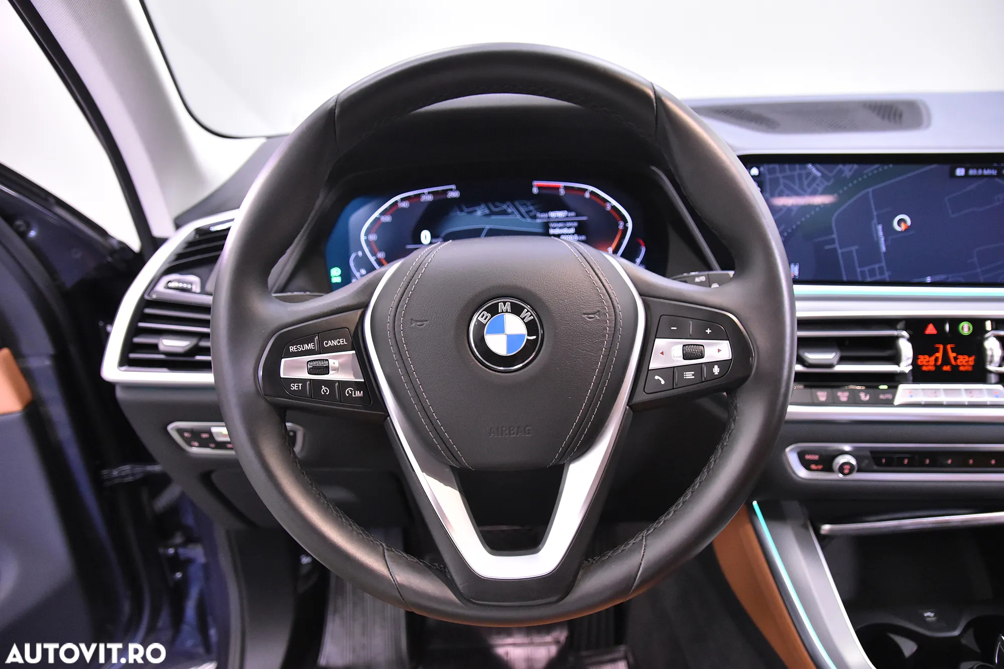 BMW X5 xDrive30d - 16