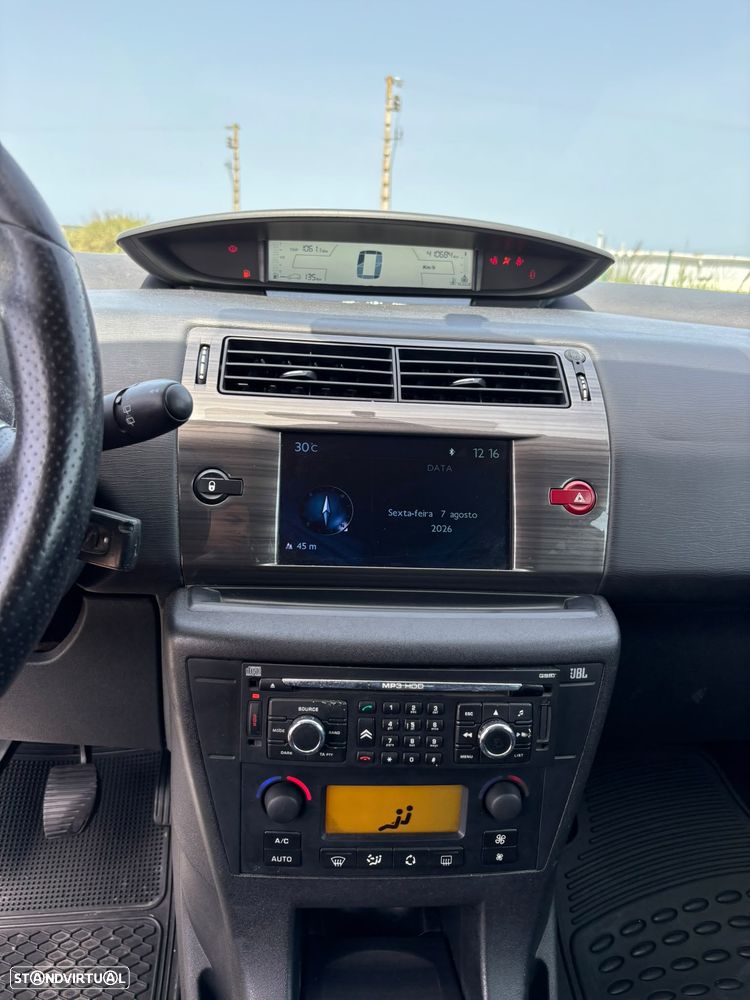 Citroën C4 1.6 HDi VTR - 9