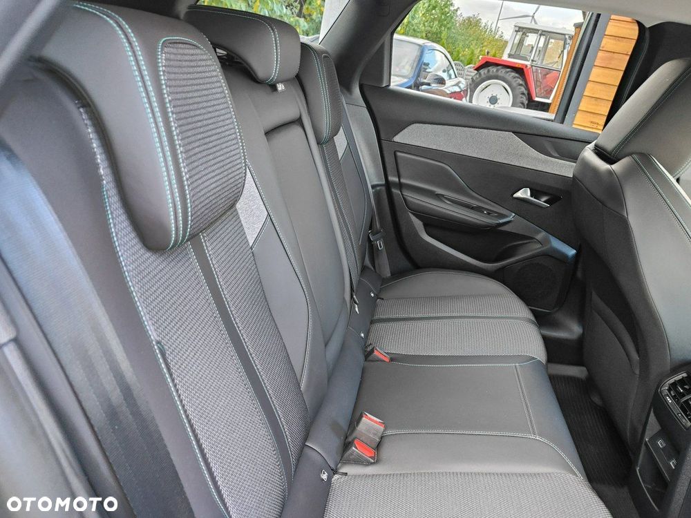 Peugeot 308 1.2 PureTech Allure Pack S&S - 24