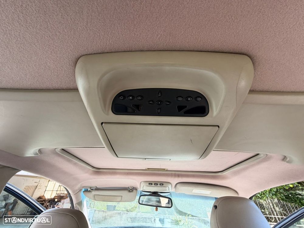 Volvo XC 90 2.4 D5 7L Nivel 2 Auto. - 19