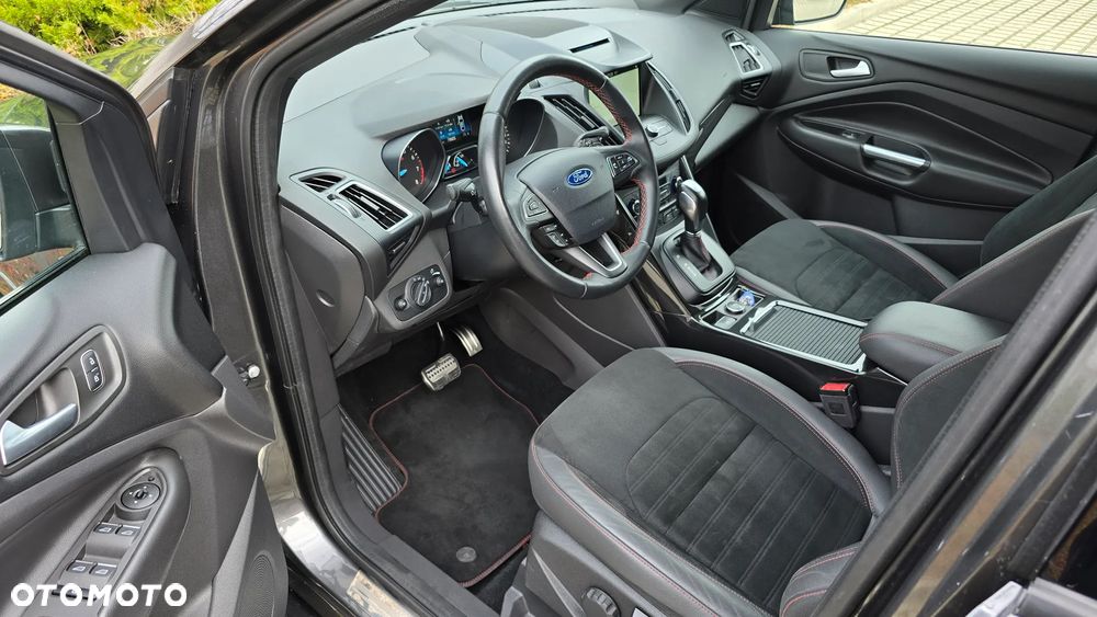 Ford Kuga 1.5 EcoBoost 4x4 ST-Line - 24