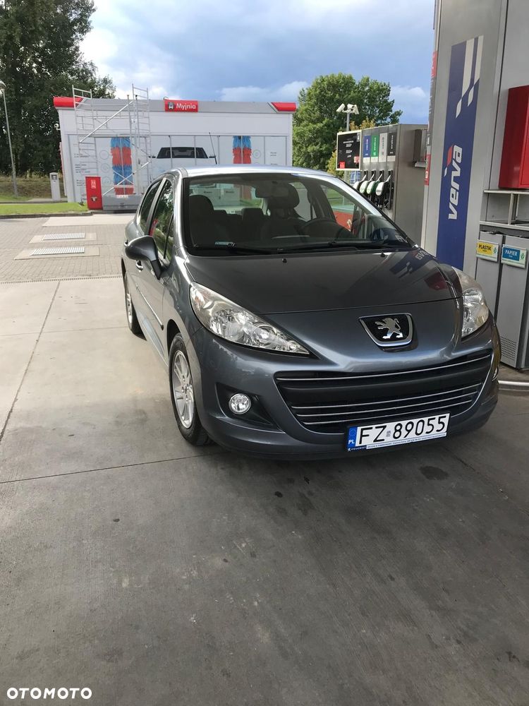 Peugeot 207 - 2