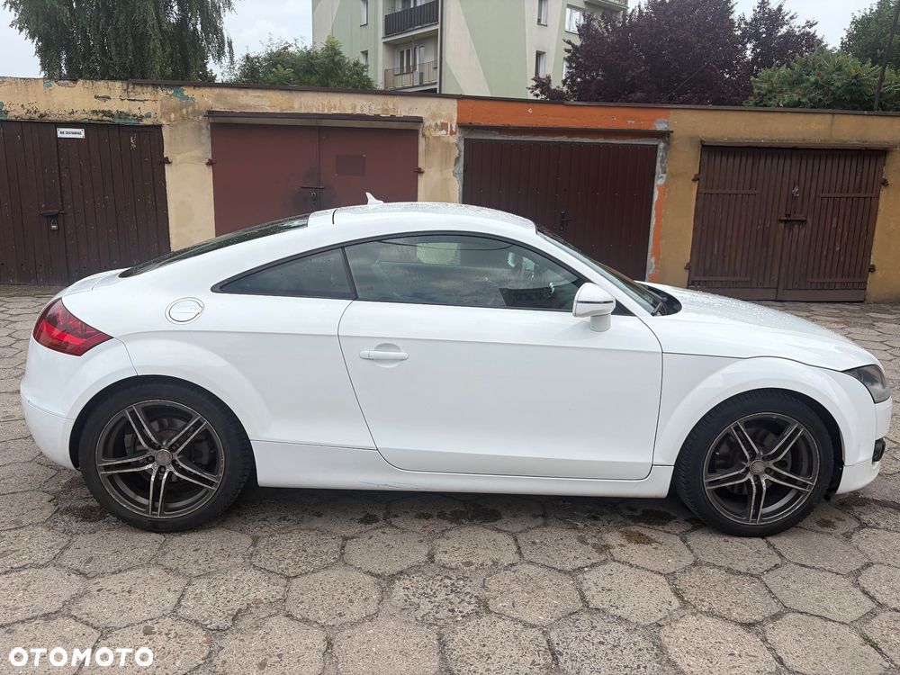 Audi TT Coupé - 4