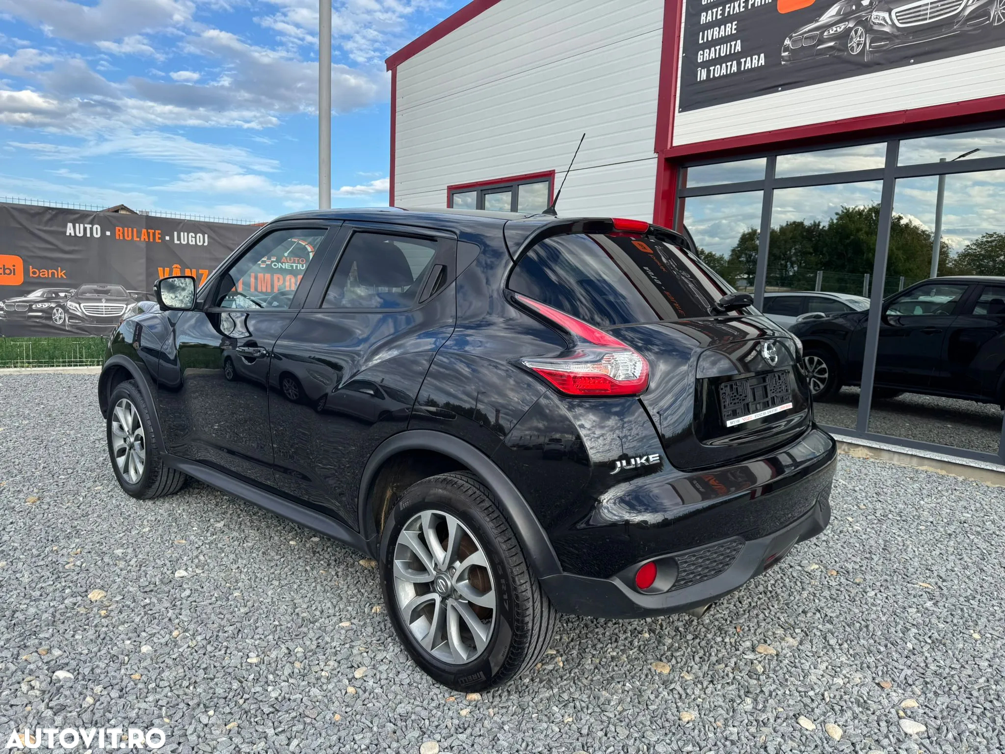 Nissan Juke 1.6 Xtronic Tekna - 4